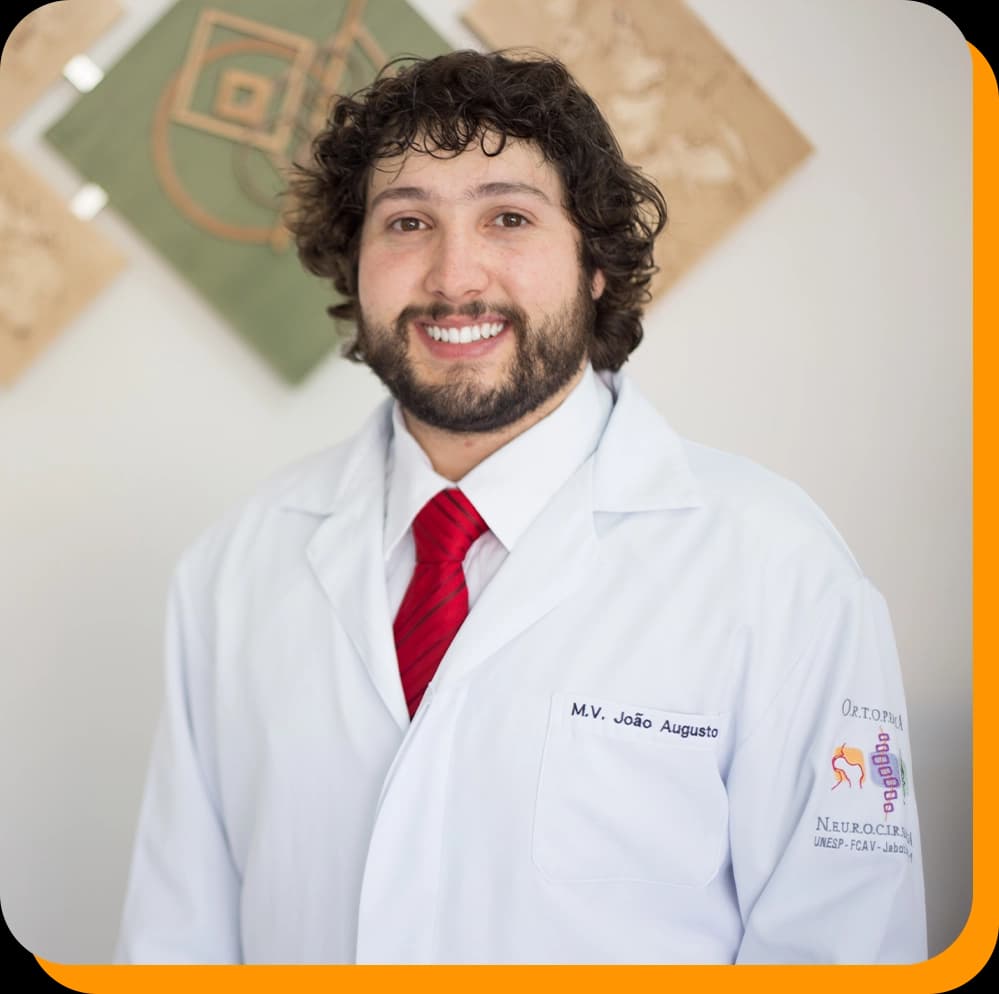 Dr. João Augusto Leonel de Souza — CRMV-SP 30.801